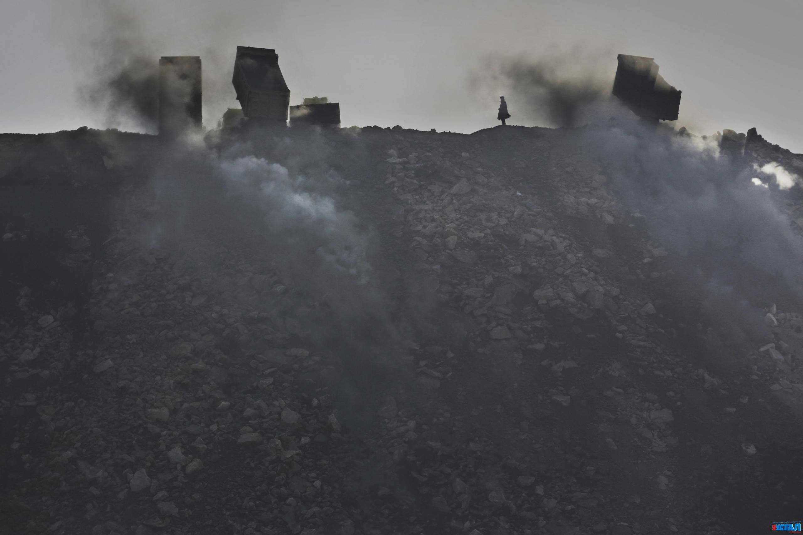 Почему города в которых воздух загрязнен пылью. Уголь и экология. Уголь пыль. Шахтная пыль. Экологические проблемы угля.