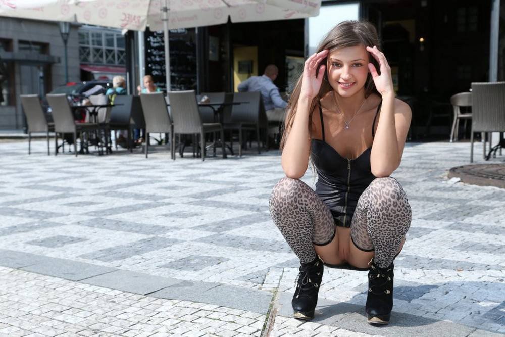 Upskirt panties chicktrainer beauty