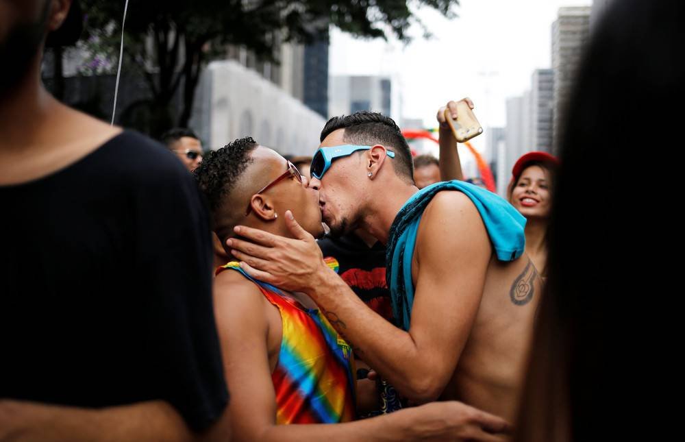 29 мая в Сан-Паулу (Бразилия) прошел ежегодный гей-парад. 
