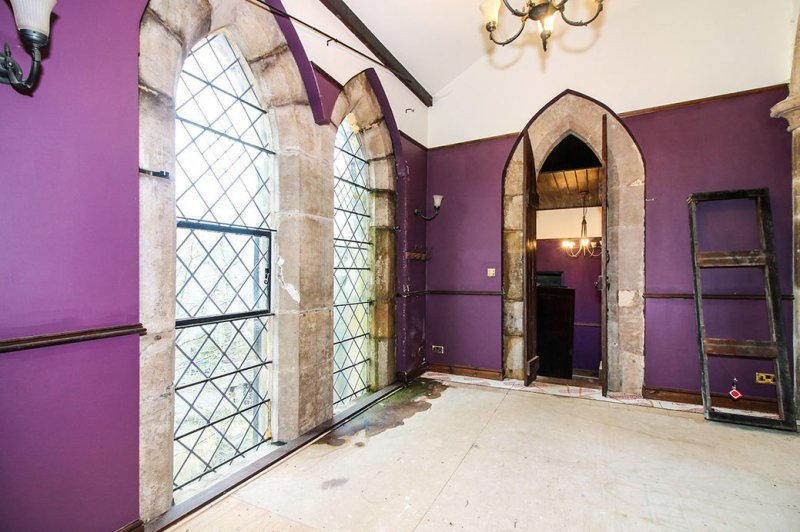 картинка 1488337664 starinnyy osobnyak prodaetsya za 150000 no est ogranicheniya 8