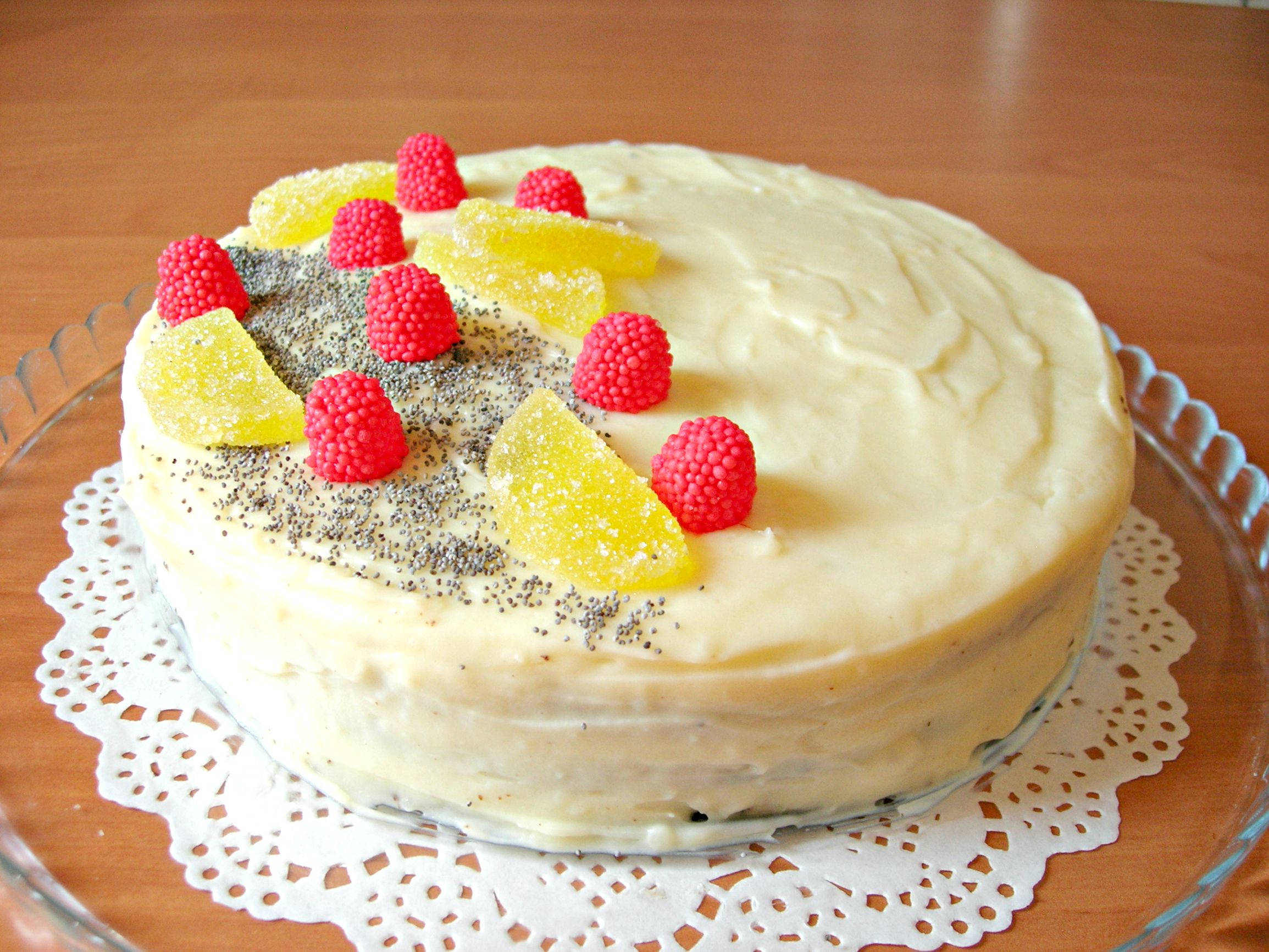 Вкусный домашний торт рецепт на день рождения. Домашние торты. Украшение бисквитного торта. Торт с заварным кремом. Торт простой.