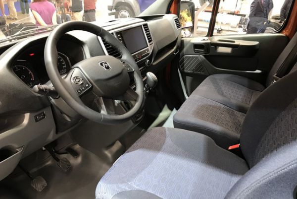 1567480233 gaz predstavil novoe pokolenie gazeli 4