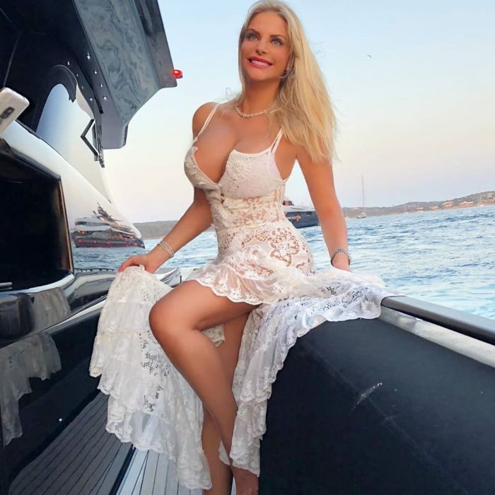 36-летняя итальянская актриса Франческа Киприани на фото в Instagram 36-летняя итальянская актриса Франческа Киприани на фото в Instagram Много девушек (+18)