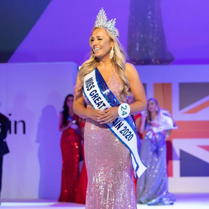 Девушка, весившая 108 кг, похудела вдвое и завоевала титула «Мисс Великобритания-2020» С миру по нитке