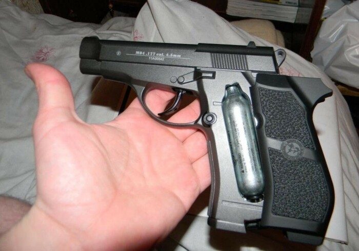 Можно ли возить с собой в машине пневматический пистолет С миру по нитке