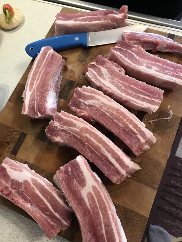 Свиные рёбрышки в духовке, рецепты с фото. Как приготовить свиные рёбра в духовке просто и вкусно?