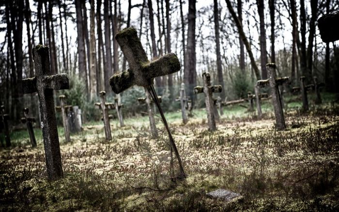 Призрачное кладбище – портал в другой мир С миру по нитке
