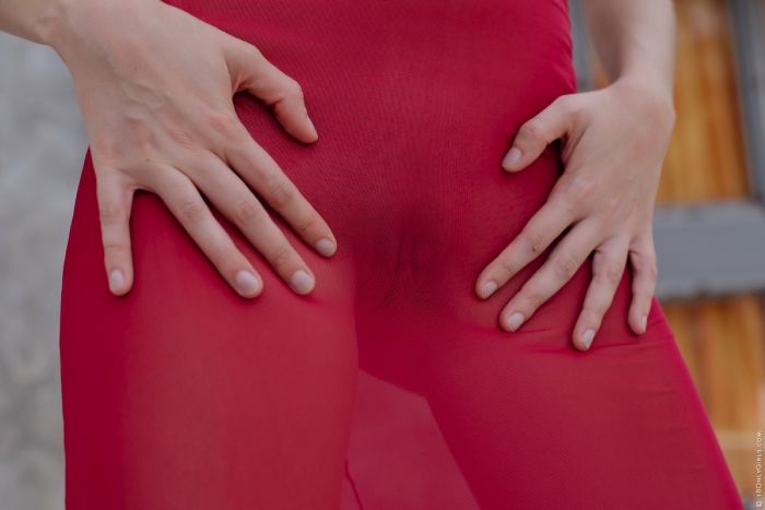 девушки в прозрачном