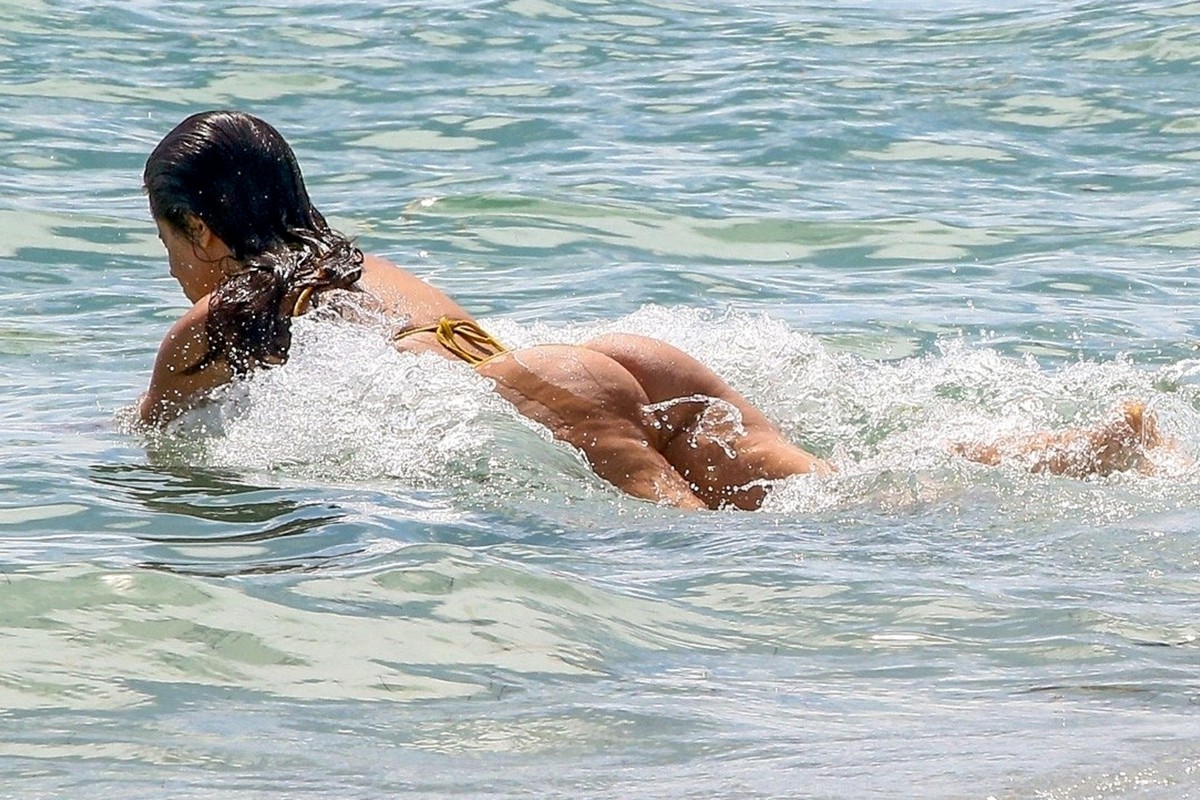 Camila Cabello Exposing Big Butt In Wet Bikini On A Beach