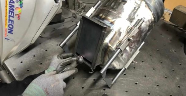 Универсальная ракетная печь, которая работает на двух видах топлива Как это сделано