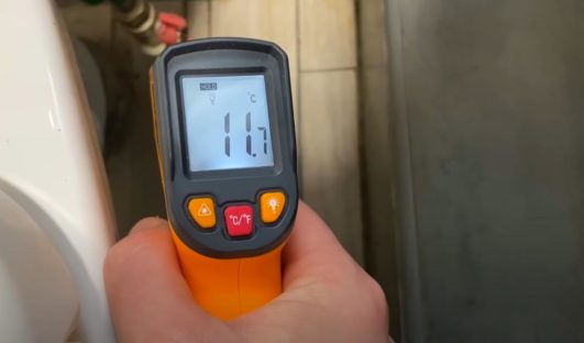 Как правильно провести канализационные трубы на улице Как это сделано