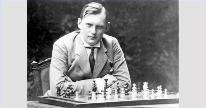 Почему уехал из России «король шахмат» Александр Алехин, и зачем он брал кота на все матчи С миру по нитке