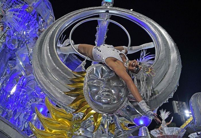 Горячие фотографии с карнавала в Рио-де-Жанейро Картинки