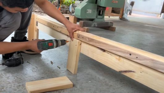 Деревянная складная кровать Деревянная складная кровать Как это сделано