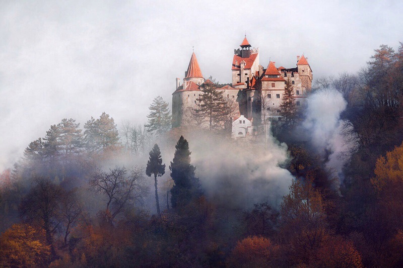 Украинцам на заметку: во сколько обойдется поездка в замок графа Дракулы