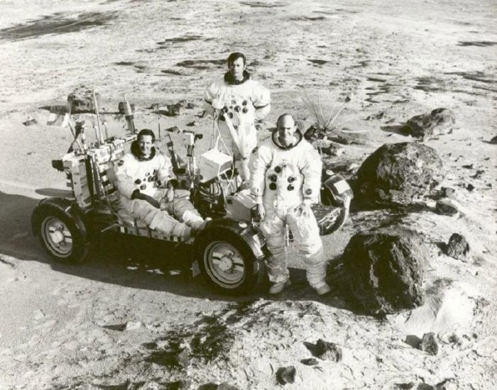 Нил Армстронг разоблачил ложь NASA о полётах американцев на Луну С миру по нитке