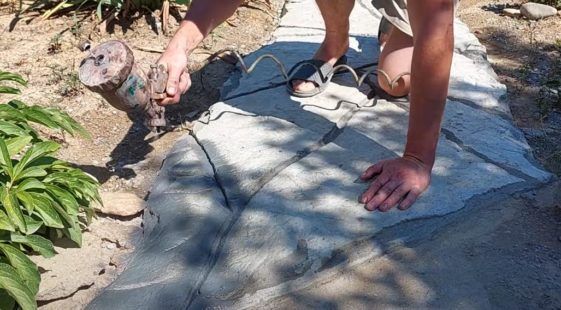 Как покрасить садовую дорожку из бетона Как это сделано