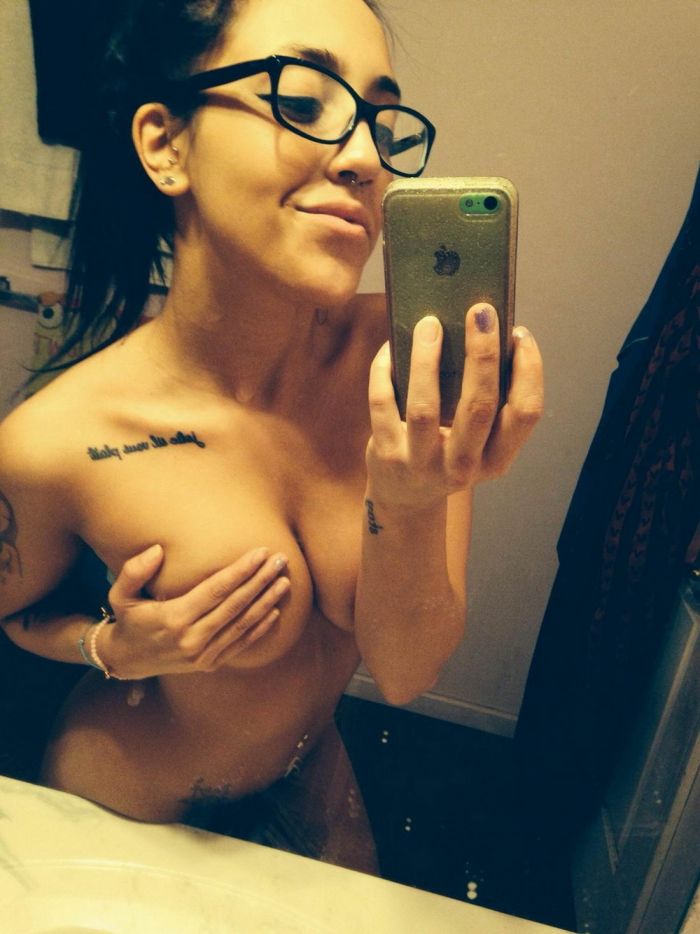 Девушки из социальных сетей - Отборные красотки  Много девушек (+18)