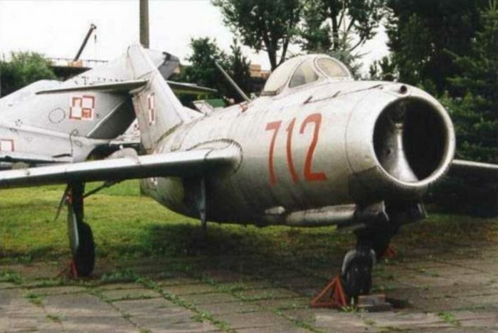 Как польский летчик угнал советский истребитель, когда Сталину уже было плохо С миру по нитке