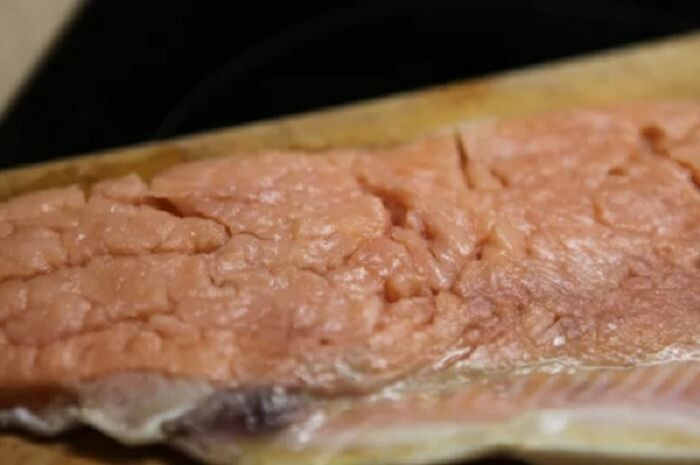 Почему мясо горбуши после разморозки напоминает кашу С миру по нитке