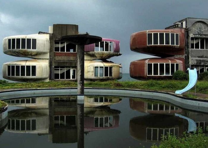 Сан-Жи: город потерянных душ С миру по нитке