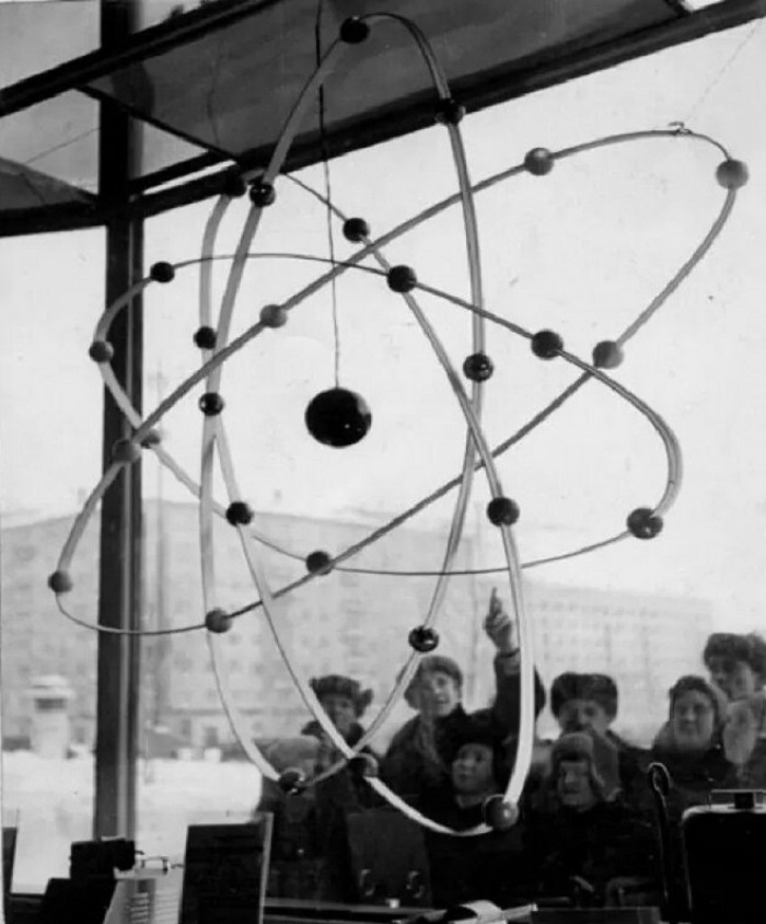 История уникального магазина советской Москвы по продаже радиоактивных изотопов С миру по нитке