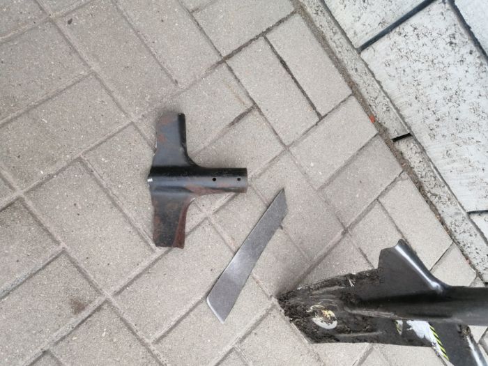 Лопата для траншеи под кабель своими руками