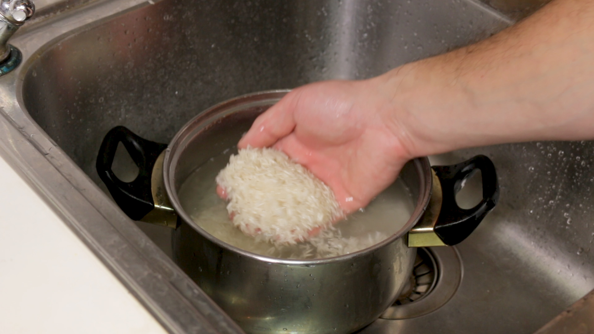 Запеченная курица с рисом в рукаве - пошаговый рецепт с фото