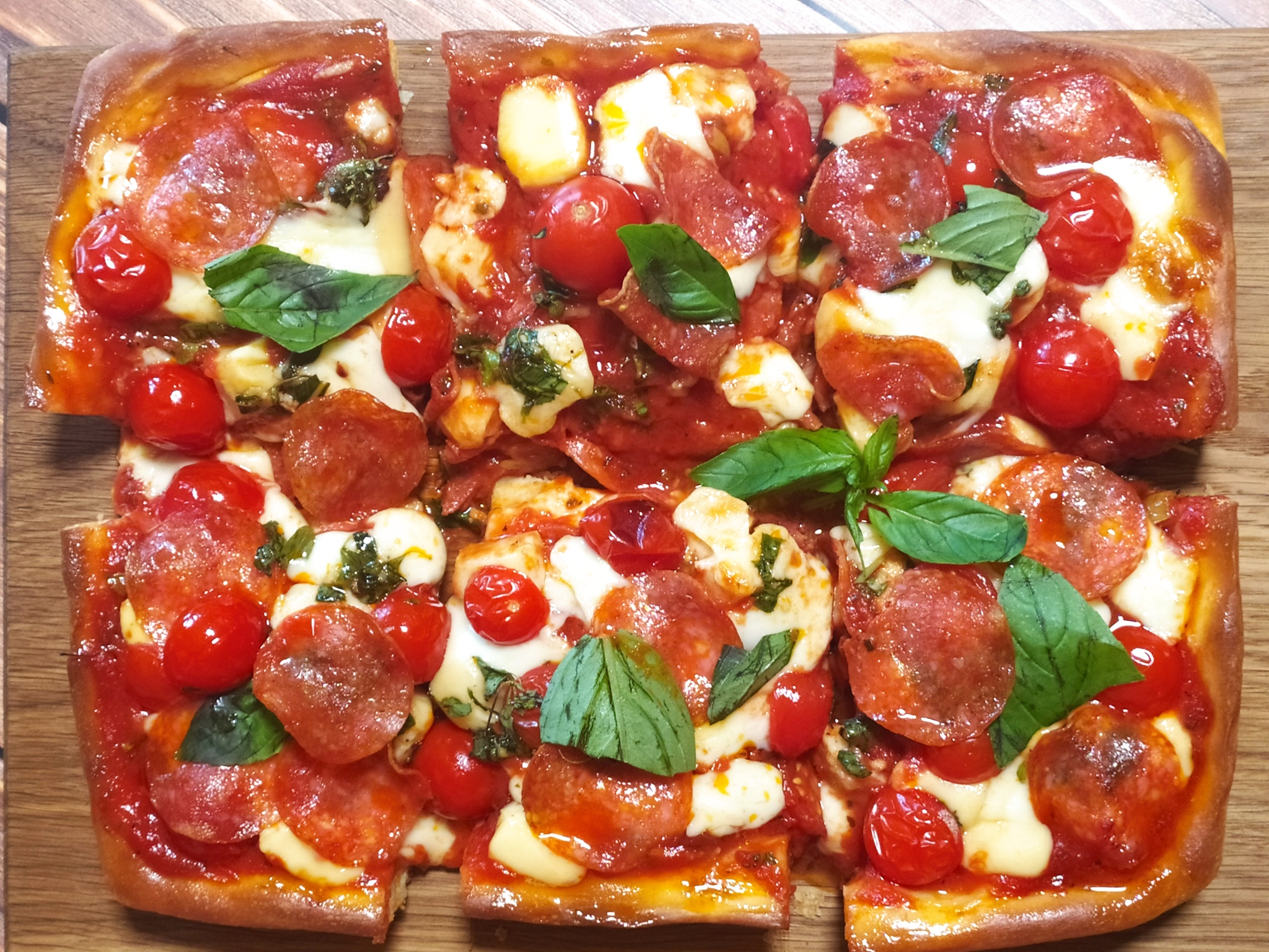 Классический рецепт пиццы Пепперони в духовке