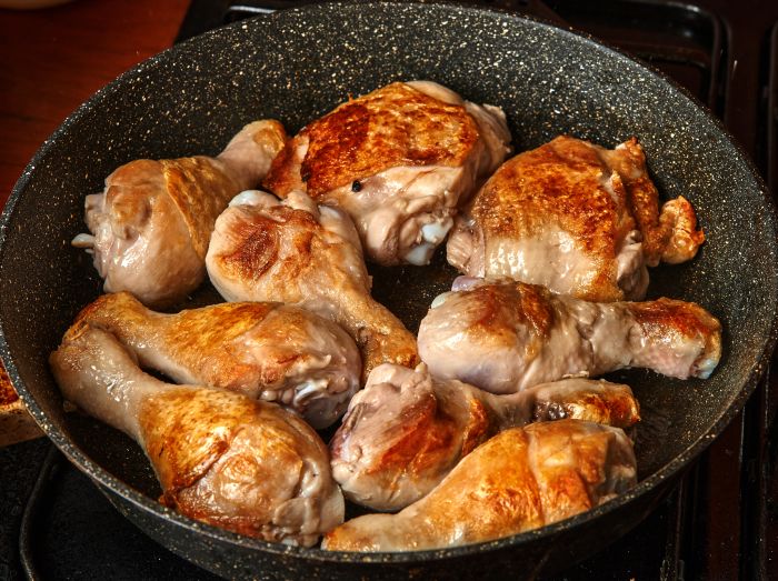 Хохоп и курица с луково-гранатовым соусом