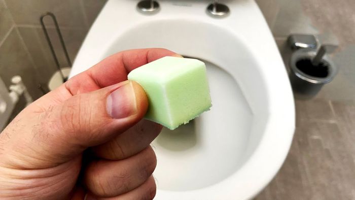 Как сделать чистящие кубики для туалета - Своими Руками | Инструкция с фото