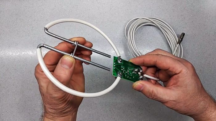 Как сделать дециметровую антенну своими руками?