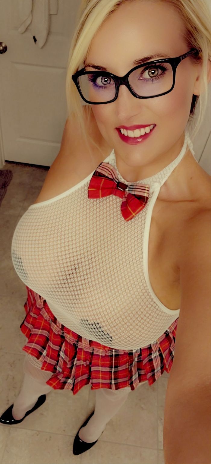 картинка krasivye devushki v seksualnom bele 13