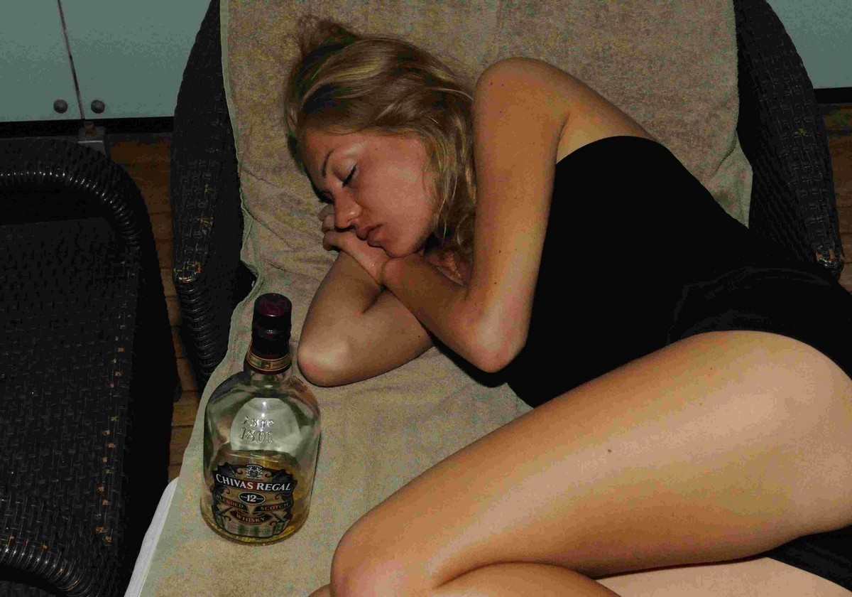 Искушение похоти и разврата от пьяных девиц