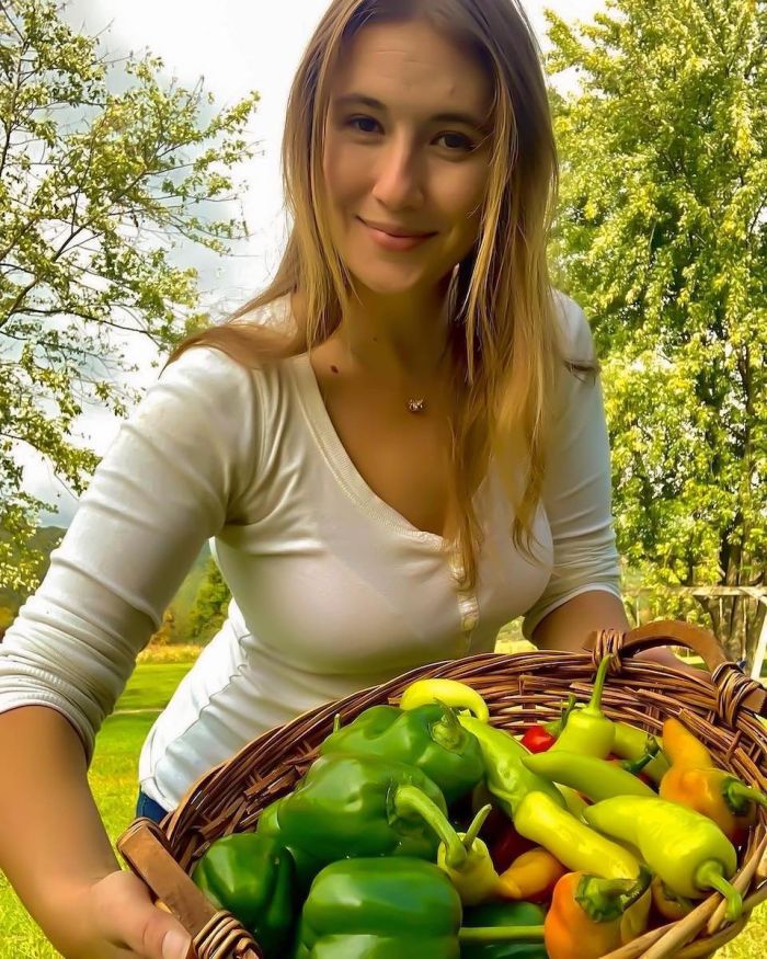 картинка 8159ddf76a simpatichnye devushki iz glubinki 3