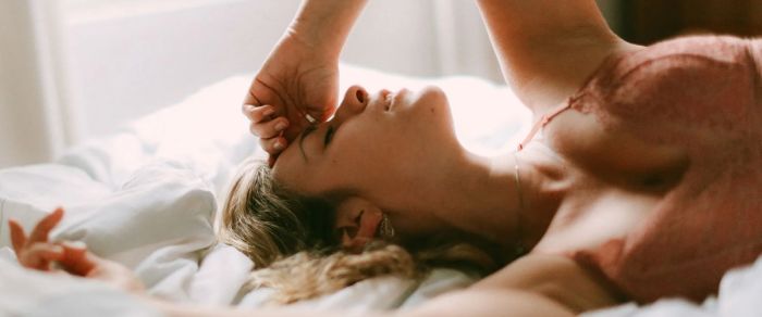 Почему стоны во время секса так раскрепощают