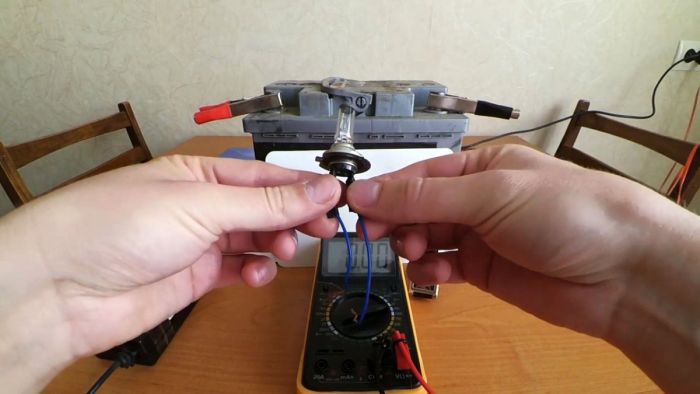 Как зарядить автомобильный АКБ блоком питания ноутбука native-yes