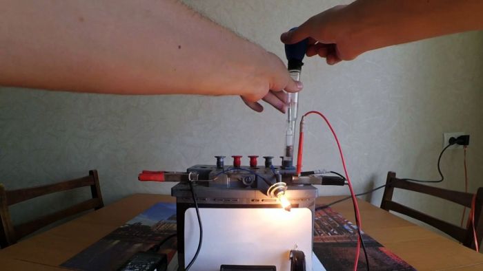 Как зарядить автомобильный АКБ блоком питания ноутбука native-yes