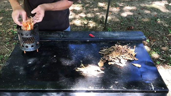 Как разжечь огонь пустой зажигалкой native-yes