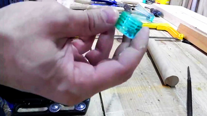 Крепкие ручки для напильников при помощи пластиковой бутылки своими руками native-yes