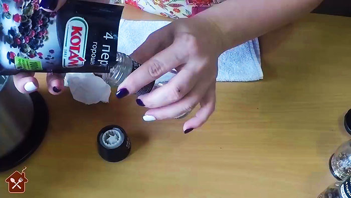 Как легко сделать одноразовую мельницу для перца многоразовой Как легко сделать одноразовую мельницу для перца многоразовой native-yes