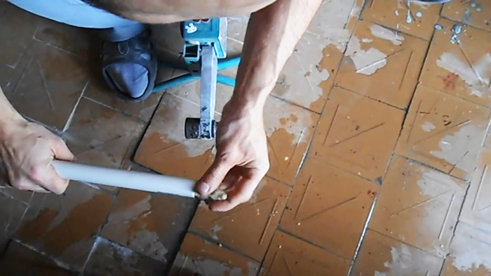 Как спаять полипропиленовые трубы если с нее капает вода Как спаять полипропиленовые трубы если с нее капает вода native-yes