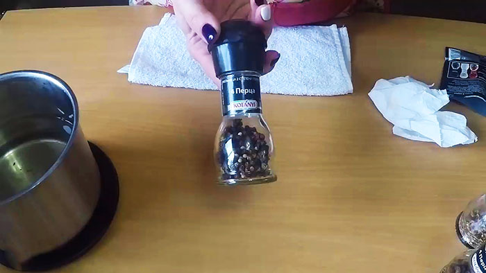 Как легко сделать одноразовую мельницу для перца многоразовой Как легко сделать одноразовую мельницу для перца многоразовой native-yes