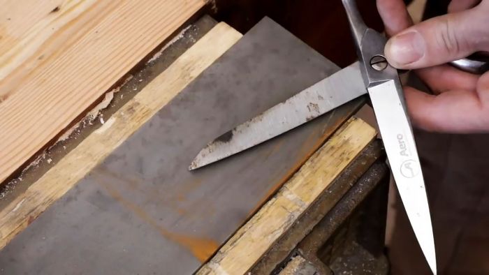 Быстрая заточка ножниц в домашних условиях Быстрая заточка ножниц в домашних условиях native-yes