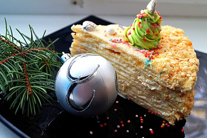 Новогоднее на праздничном столе в СССР native-yes