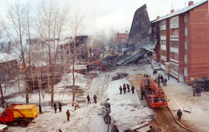 28 лет назад в Иркутске потерпел крушение самолет «Руслан» 28 лет назад в Иркутске потерпел крушение самолет «Руслан» native-yes