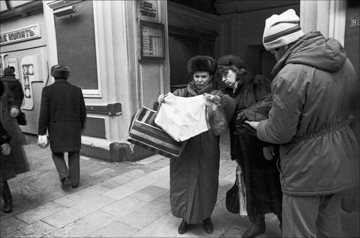 Какие покупки заставляли краснеть покупателей в СССР Какие покупки заставляли краснеть покупателей в СССР native-yes