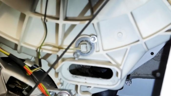 Как достать из стиральной машины мелкие предметы, попавшие за барабан native-yes