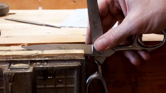 Быстрая заточка ножниц в домашних условиях Быстрая заточка ножниц в домашних условиях native-yes