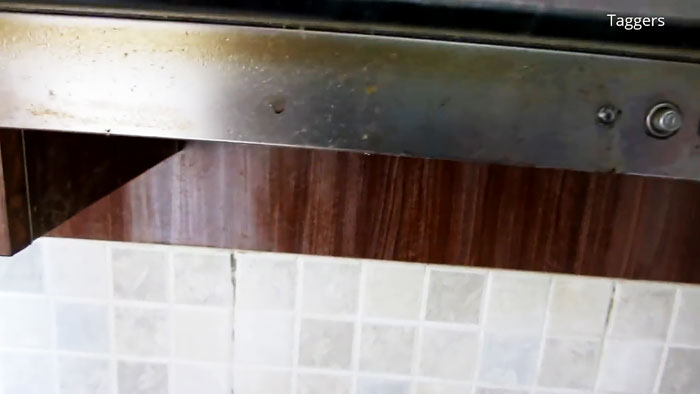 Как легко и без больших усилий избавляюсь от застаревшего жира на кухонной вытяжке native-yes